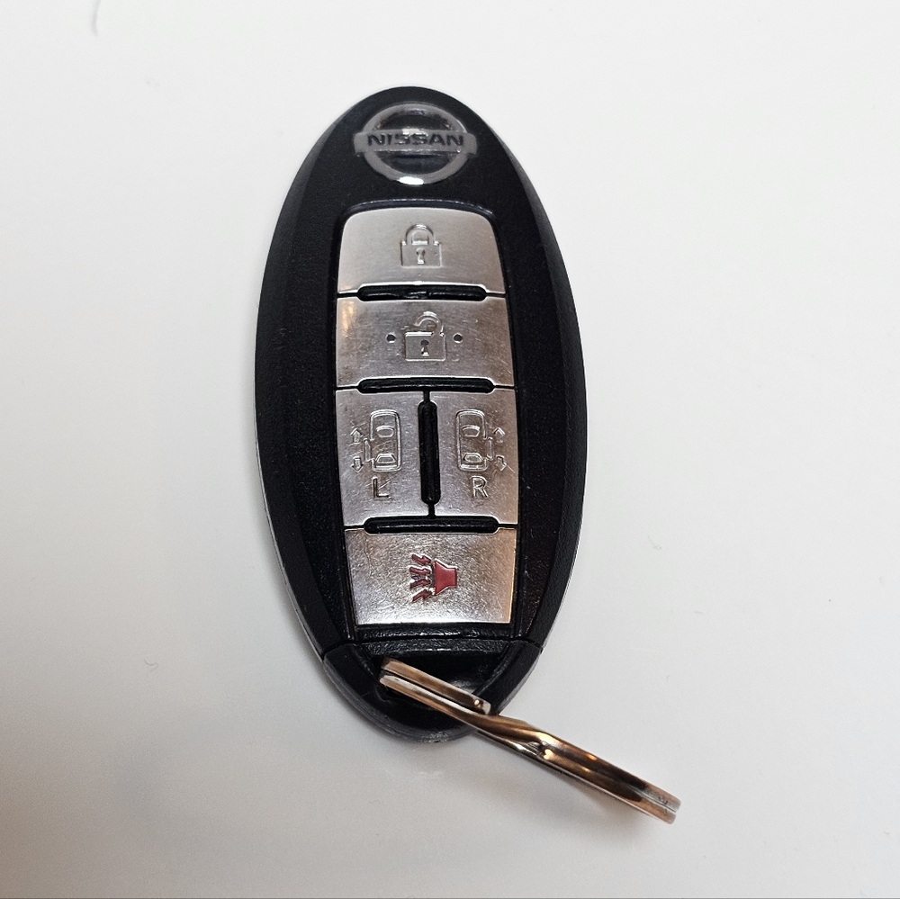 Nissan Quest SV 2011-2017 Smart Key Fob (5-Button) - OEM CWTWB1U818